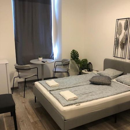 Bella Fiore Apartment 4 บูดาเปสต์ ภายนอก รูปภาพ