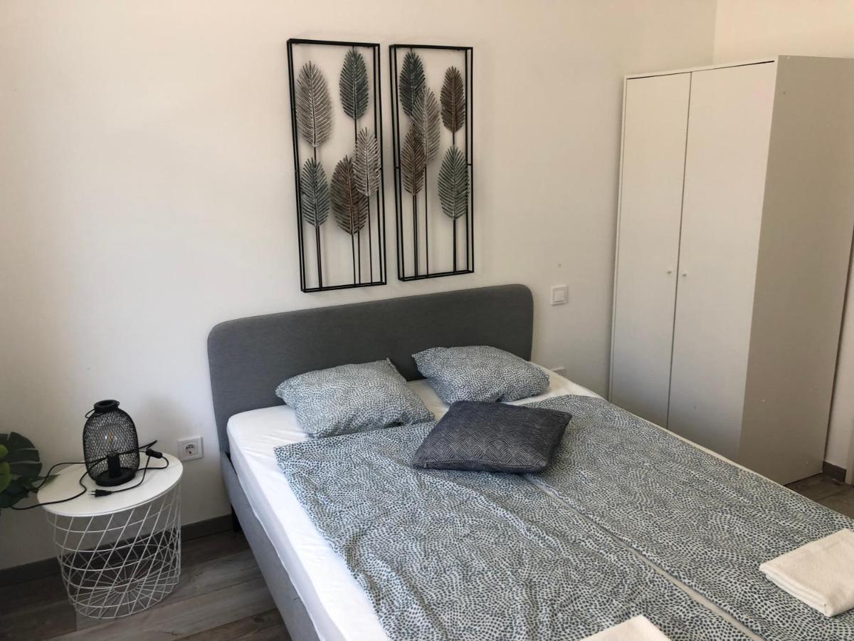 Bella Fiore Apartment 4 บูดาเปสต์ ภายนอก รูปภาพ